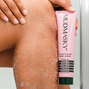 NEW Mudmasky Velvety Glow Body Scrub